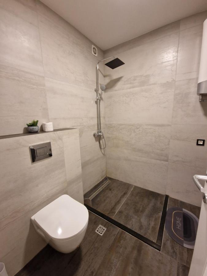Wellness Apartment Black-White Široki Brijeg エクステリア 写真